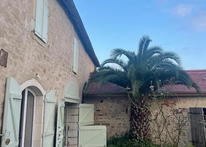 Hourquebie-demeure De Charme Entierement Renovee A 2 Min De La Riviere-entre Et Montagne