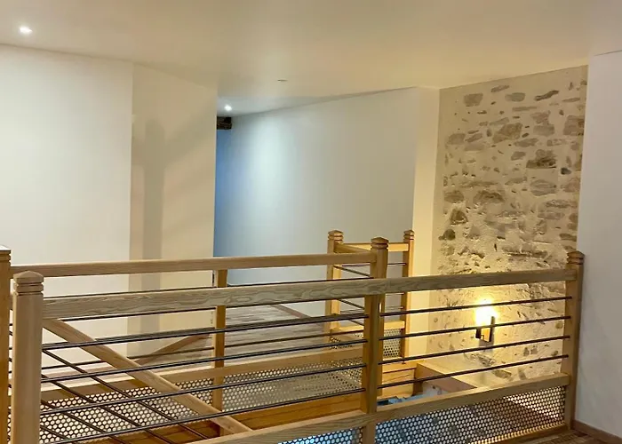 Semesterbostad Hourquebie-demeure De Charme Entierement Renovee A 2 Min De La Riviere-entre Et Montagne